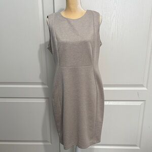 Calvin Klein Elegant Sleeveless Gray Midi Dress
